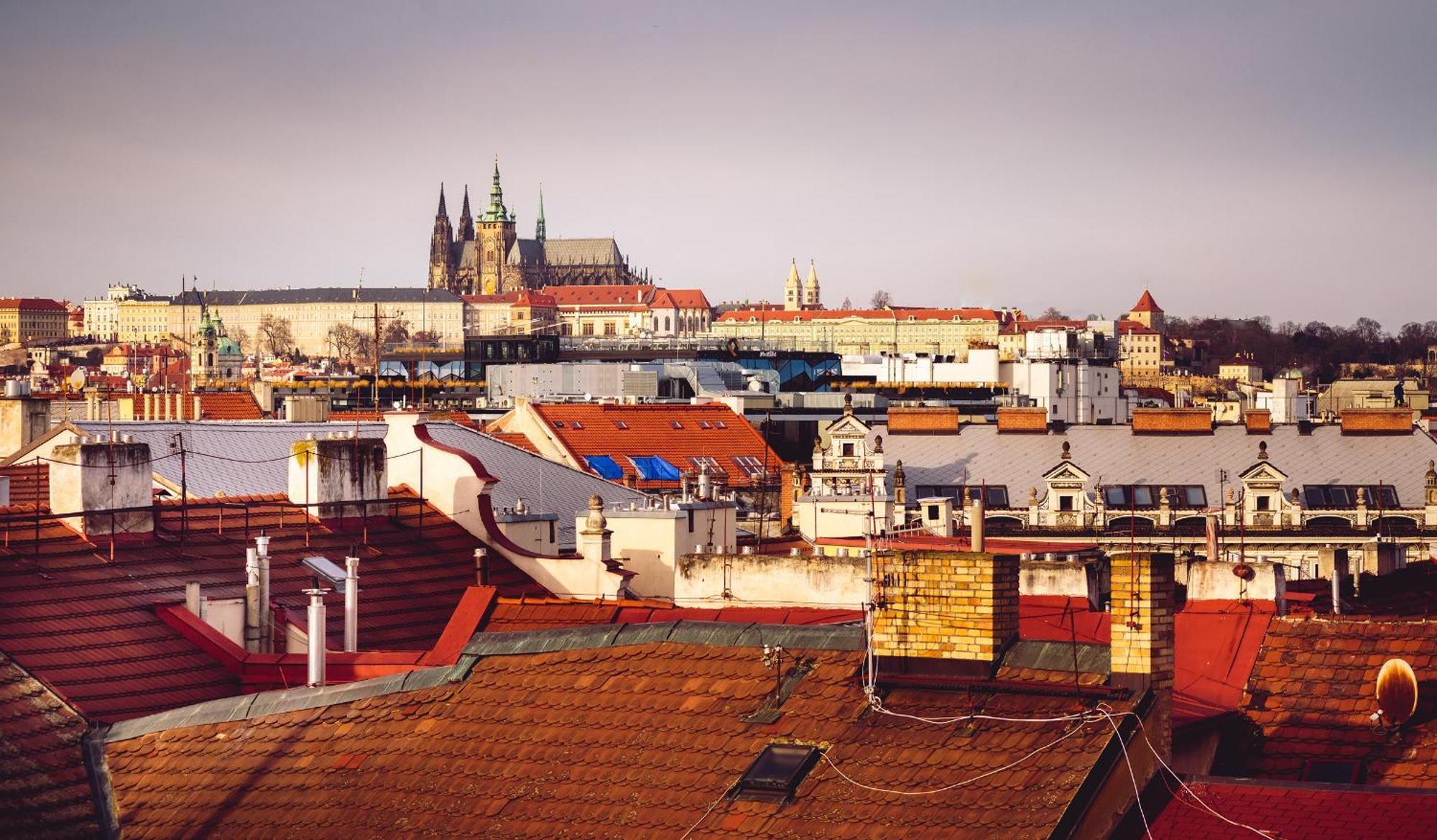 2Br 1,5Bath Chic City Suite Near Wenceslas Square Prag Exteriör bild