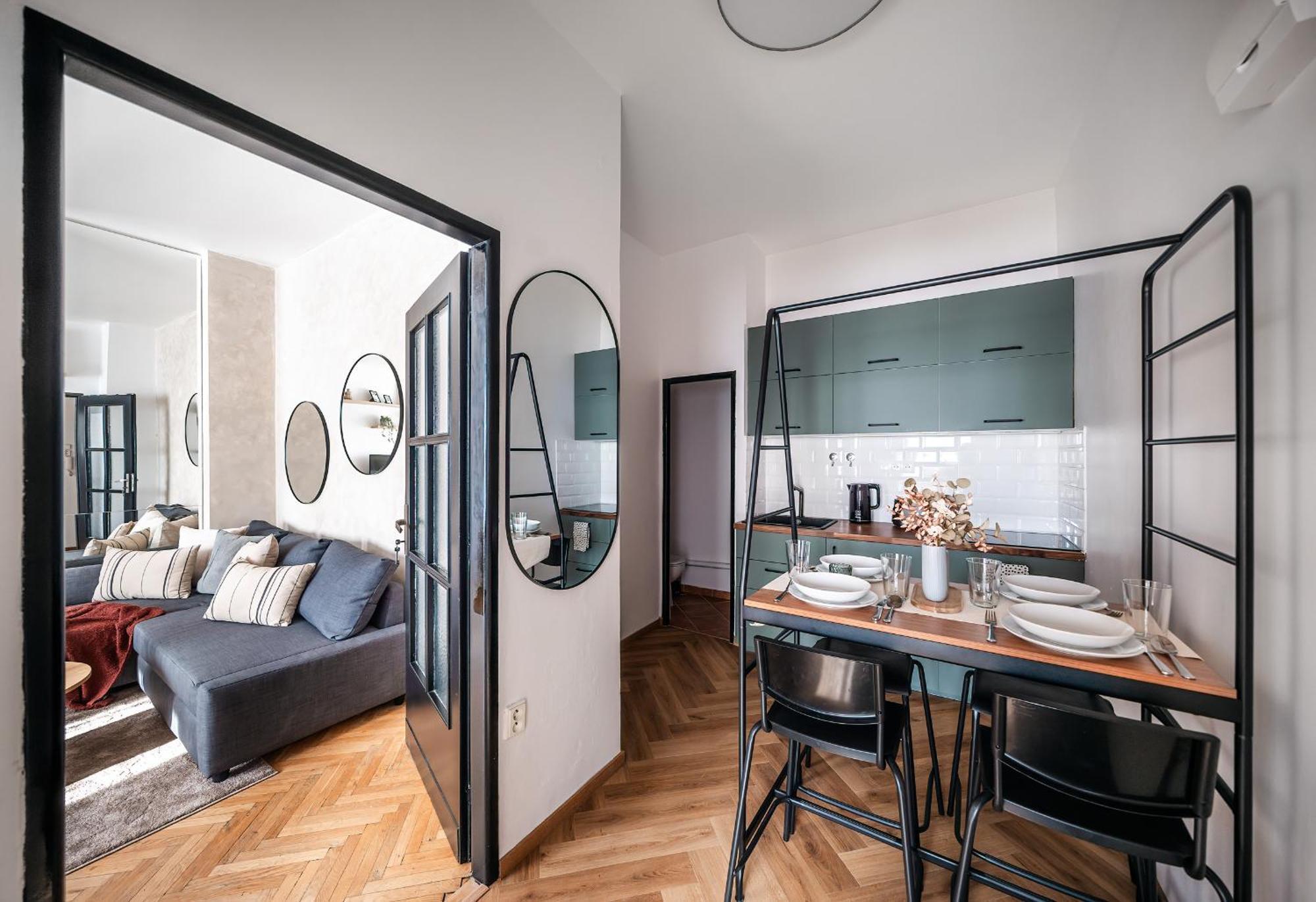 2Br 1,5Bath Chic City Suite Near Wenceslas Square Prag Exteriör bild